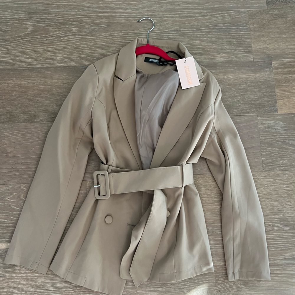 NWT Misguided Tan Blazer